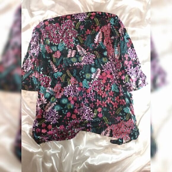 N natori Floral Cardigan size S - Picture 2 of 6